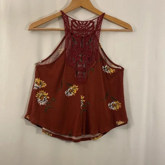 FOREVER 21 Juniors Tank Top (babydoll) Small Burgundy with White/Yellow Daisies - Picture 2 of 6